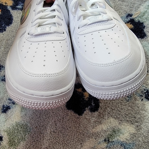 Nike Air Force 1 Low Iridescent Swoosh size 9.5 NWOT - Picture 3 of 10